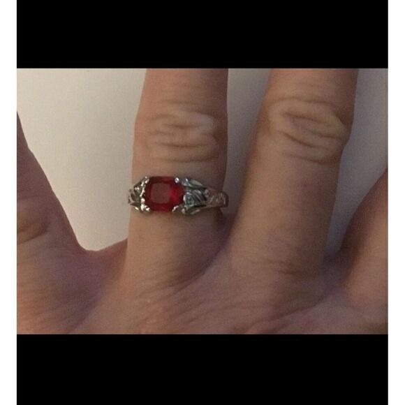 Lovely Ruby Gemstone & Sim Diamond Filigree Ring Sz 9 - Picture 4 of 4